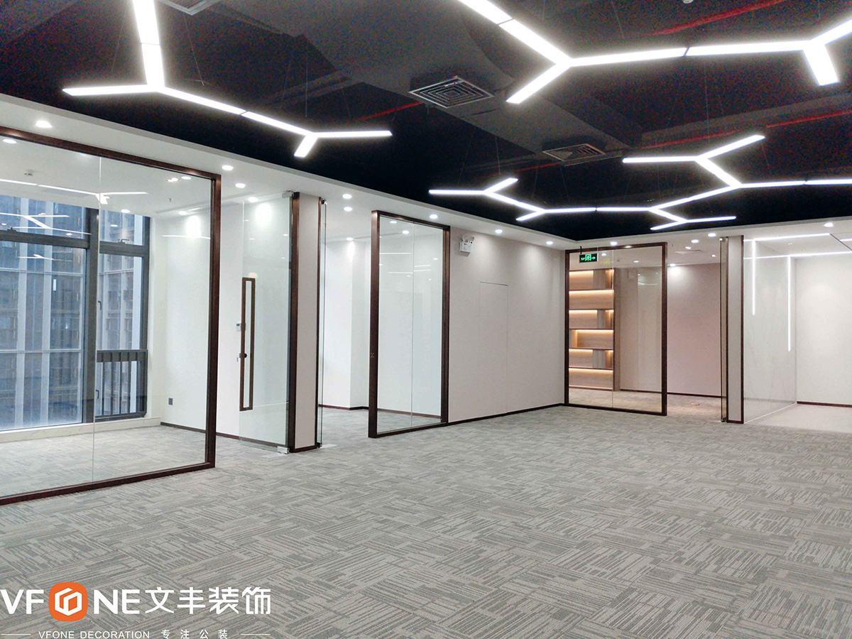深圳龍華辦公室裝修設(shè)計(jì)工裝公司施工流程之墻面工程通病與治理