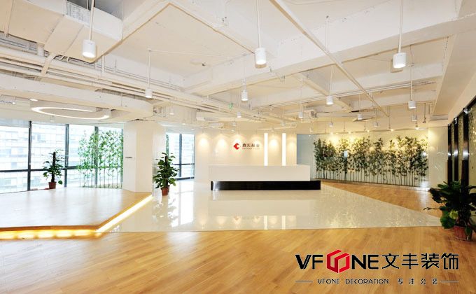 實(shí)木鎖的工藝地板和裝配式內(nèi)裝技術(shù)在辦公室的應(yīng)用